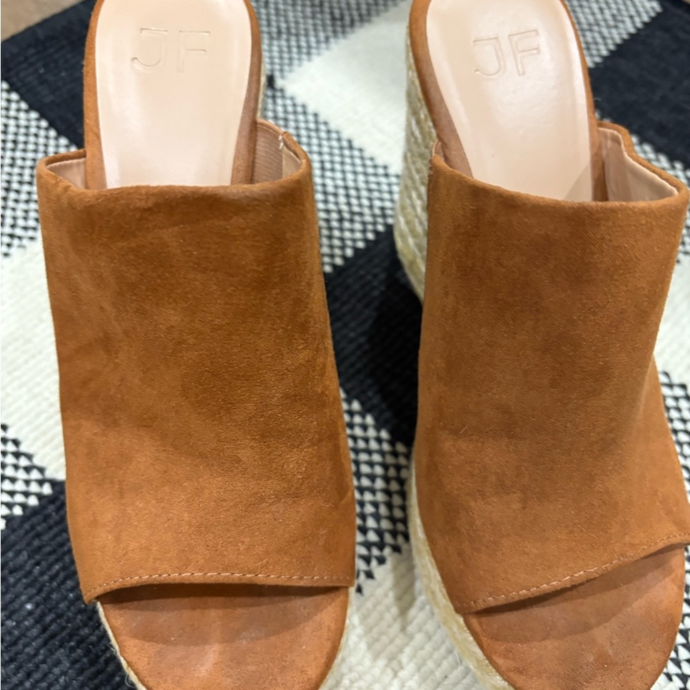 JustFab Tan Suede Wedge Sandals, very good condition - Picture 2 of 5